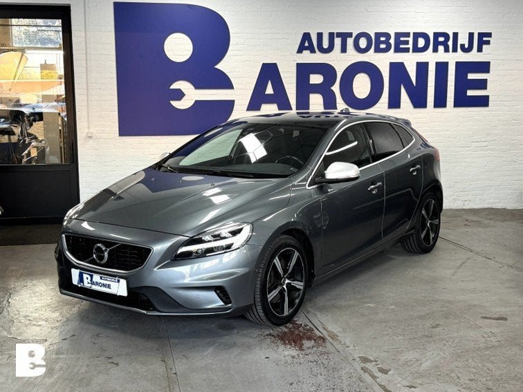 Volvo V40 1.5 T3 Polar+ Sport, camera, Harman Kardon, 4 cilinders, 700 kg, Origineel Nederlands, Bedrijf