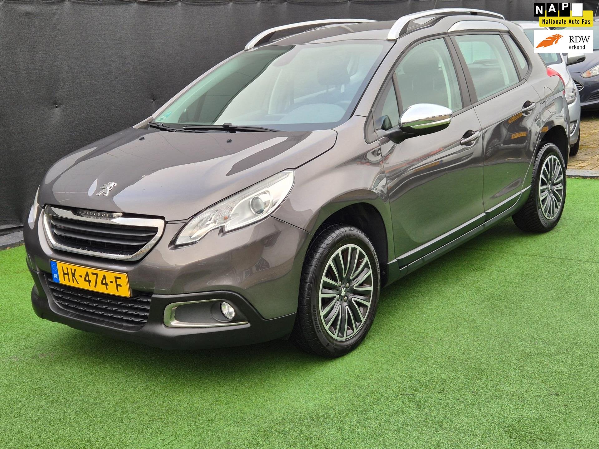 Peugeot 2008 1.2 Active AUTOMAAT NAVI NAP!, Auto's, Peugeot, 450 kg, Euro 6, 1199 cc, 770 kg