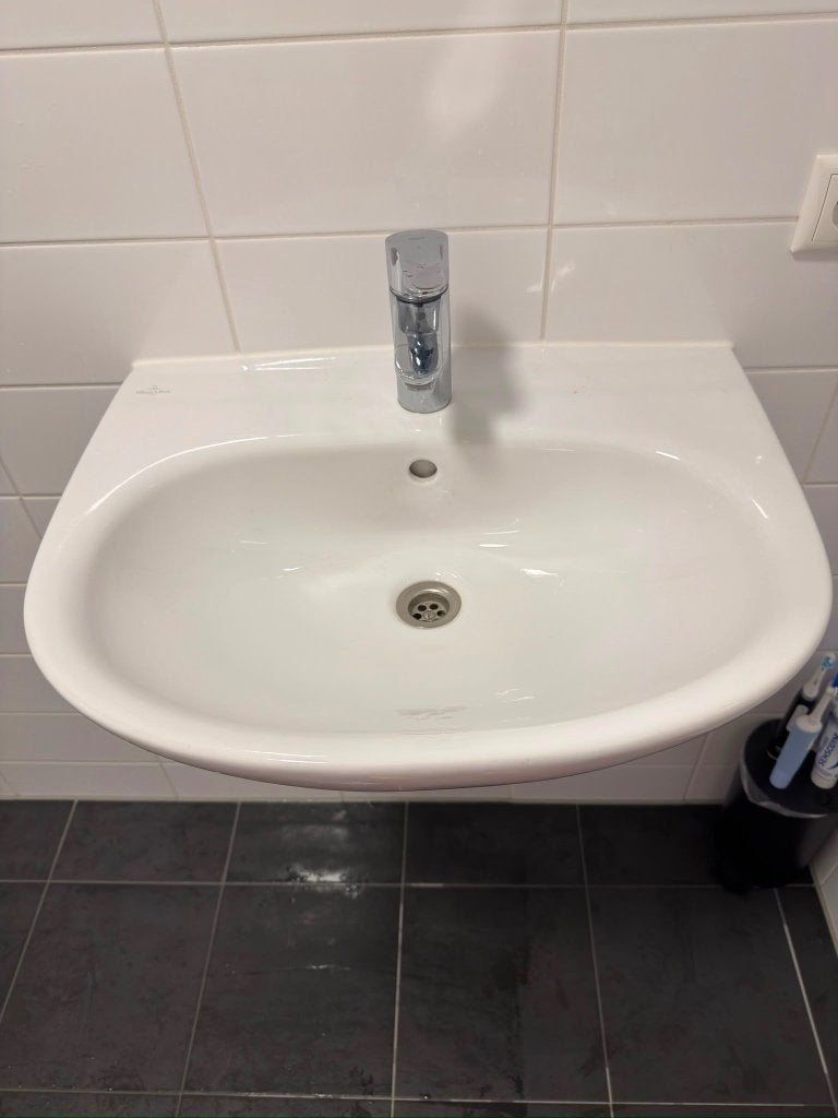 Villeroy & Boch Wastafel + Grohe kraan, Huis en Inrichting, Badkamer | Badkamermeubels, Ophalen, 50 tot 100 cm, Zo goed als nieuw