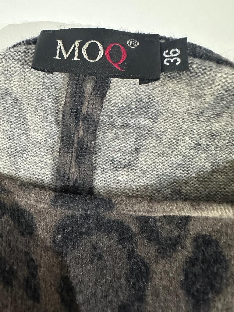 Moq jurk S, Kleding | Dames, Jurken, Verzenden, Zwart, Zo goed als nieuw, Onder de knie