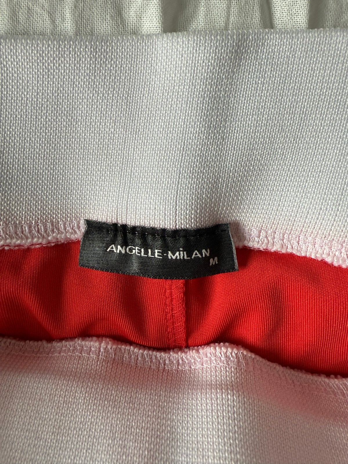 Angelle-Milan rode broek met witte strepen, maat M, Maat 38/40 (M), Ophalen of Verzenden, Zo goed als nieuw, Lang