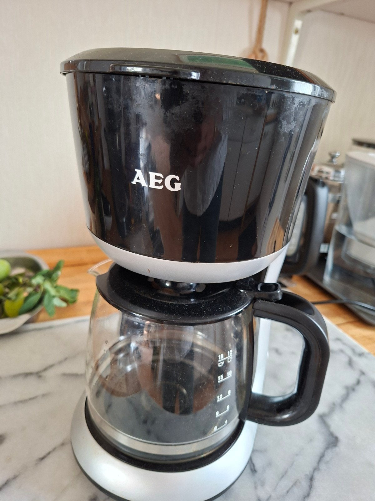 AEG Koffiezetapparaat - Zwart, Witgoed en Apparatuur, Ophalen, Gebruikt, Koffiemachine