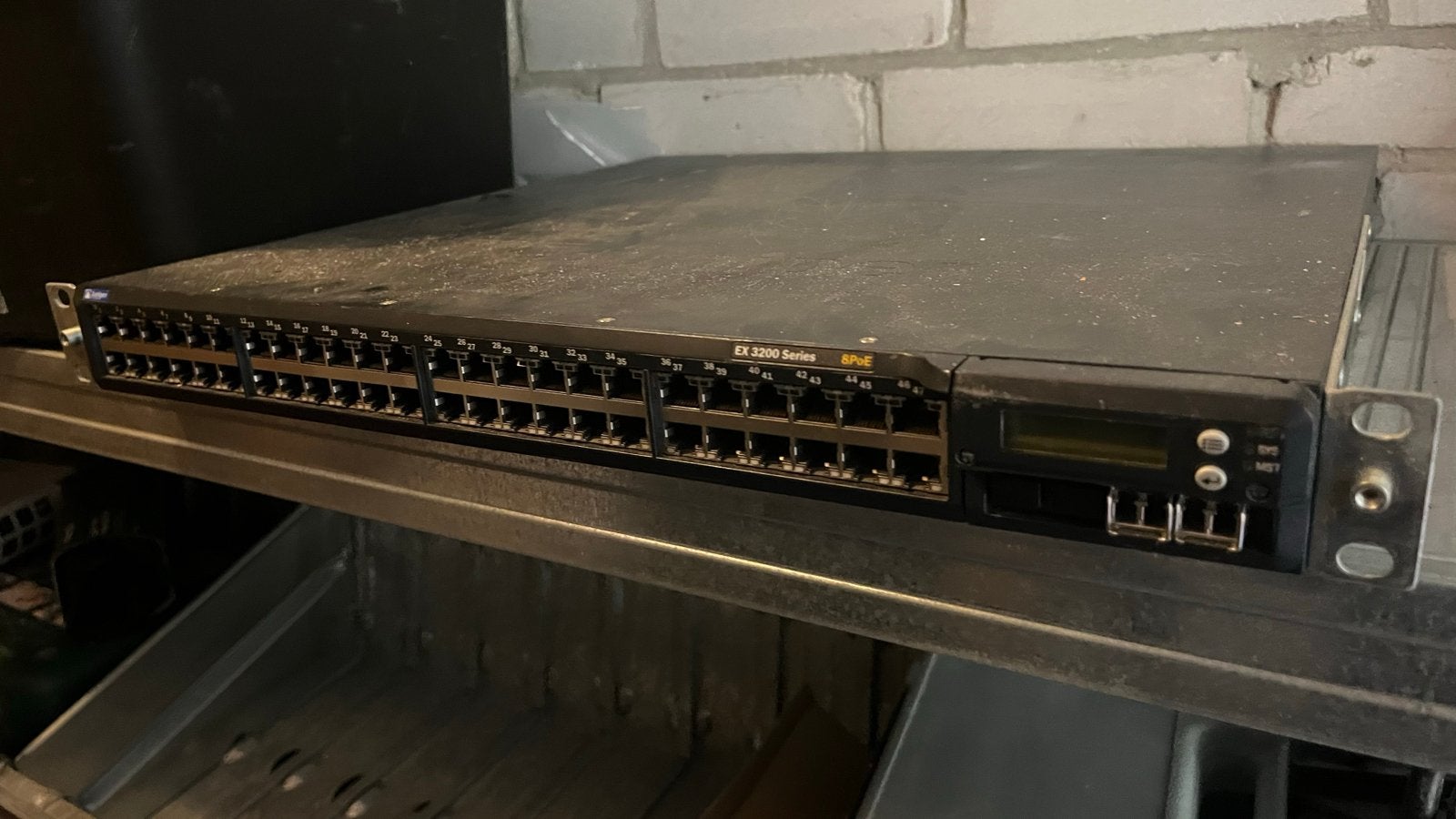 Juniper EX3200 Series Ethernet Switch - 48 poorten, Ophalen of Verzenden, Gebruikt