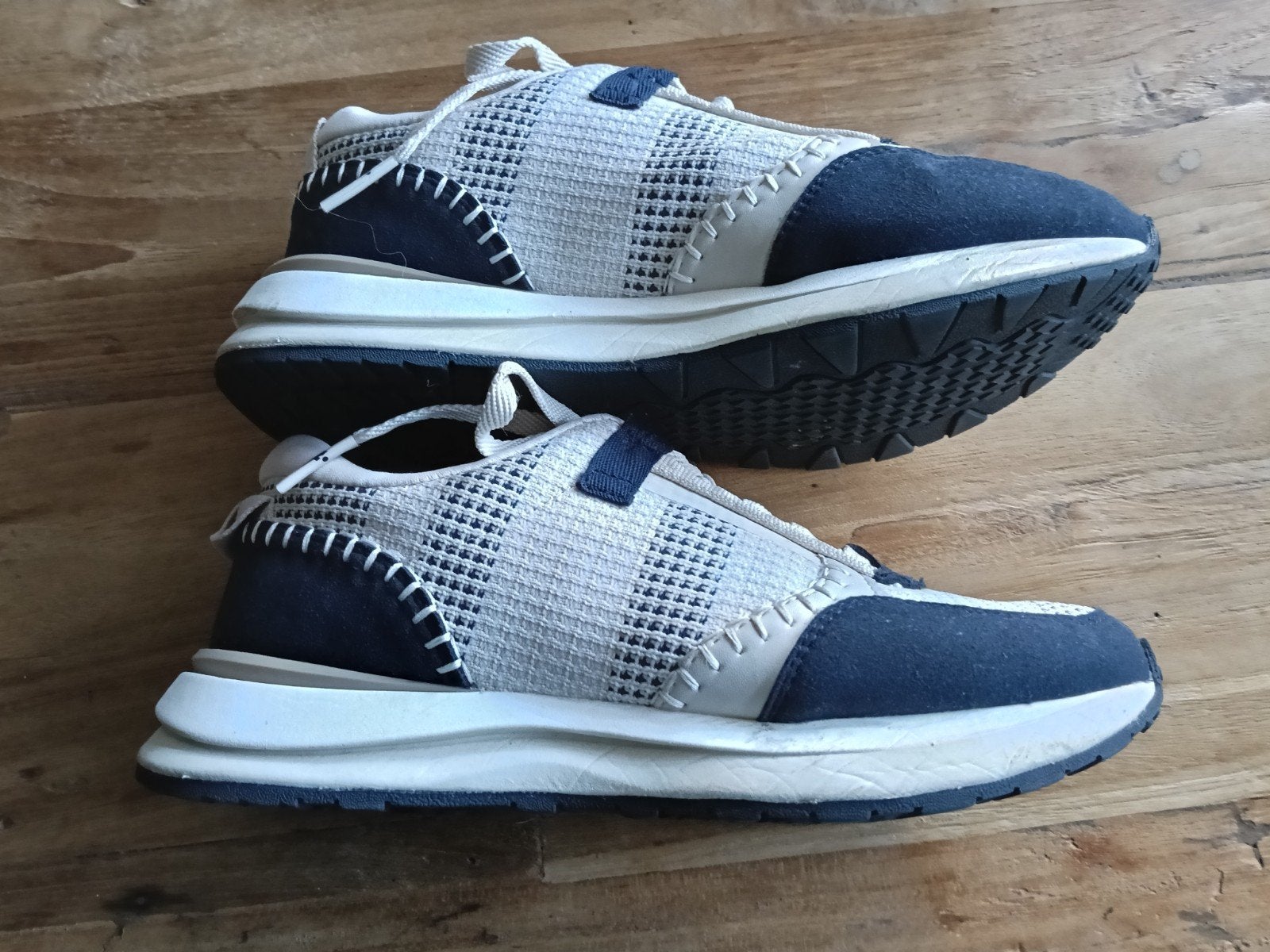 leuke sneaker van Tamaris, Ophalen of Verzenden, Zo goed als nieuw, Blauw, Sneakers of Gympen