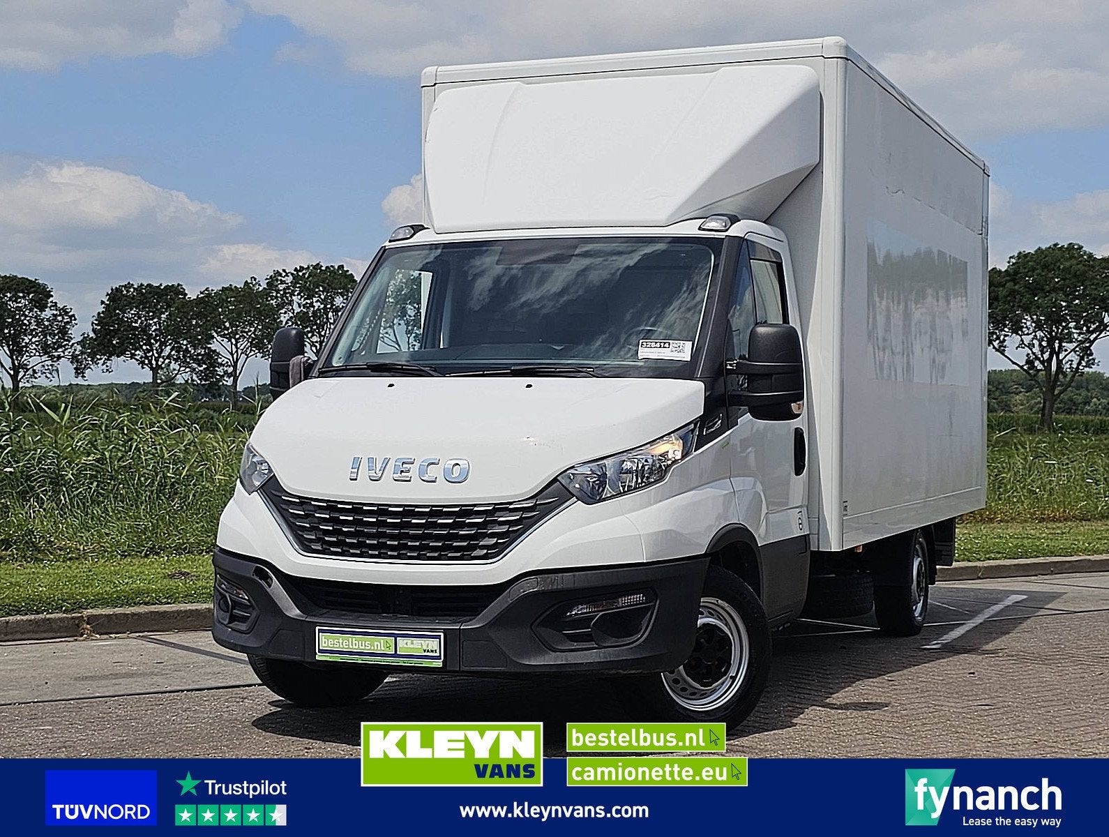 IVECO DAILY 35S14       bakwagen laadklep!, Auto's, Automaat, 136 pk, Gebruikt, Euro 6
