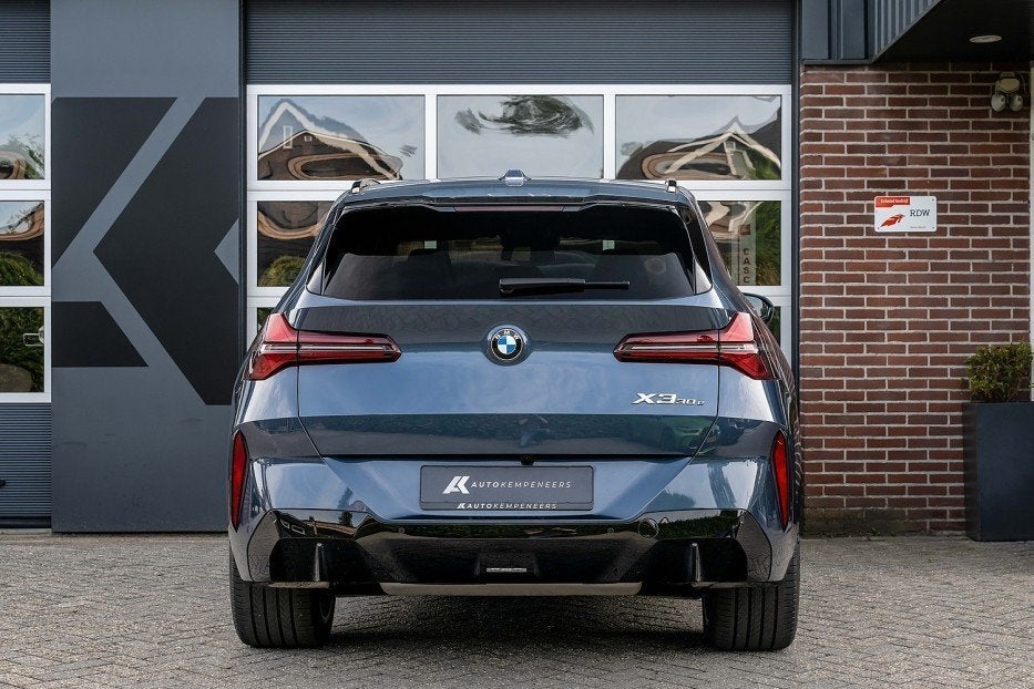 BMW X3 30e xDrive M Sport Pro | Panorama | Driving Ass. + |, Auto's, BMW, Automaat, 1998 cc, Gebruikt, 4 cilinders