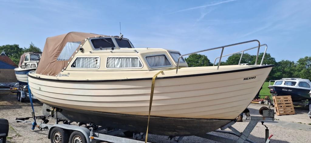 Risor 23 kajuitsloep spitsgatter diesel buck slechts 3750 eu, Watersport en Boten, Ophalen, Overige merken, Gebruikt, Binnenboordmotor