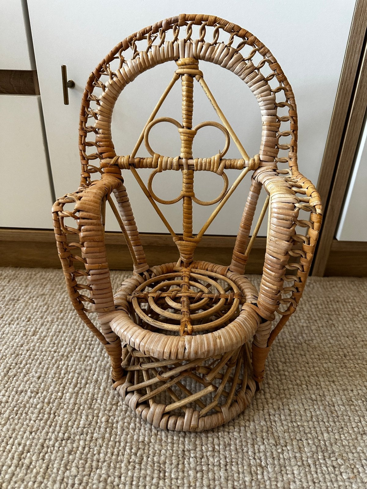 Rotan poppenstoel | pauwstoel, Verzenden, Gebruikt