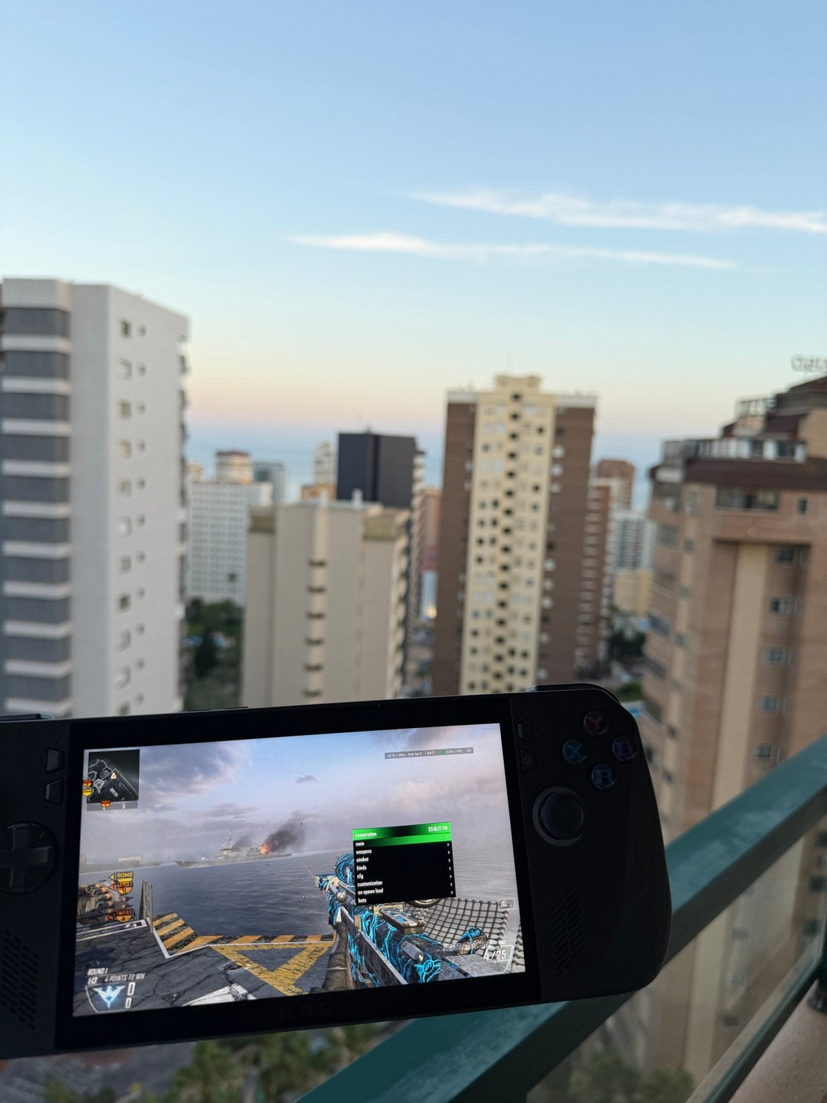 ASUS ROG Ally X Handheld Gaming Console, Spelcomputers en Games, Ophalen of Verzenden, ASUS, Zo goed als nieuw