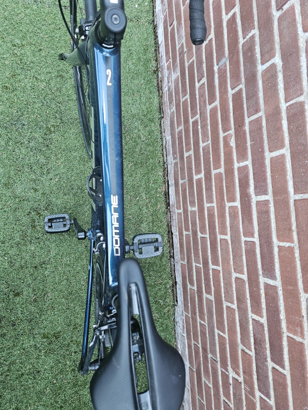 Trek Domane racefiets - prima staat !, Fietsen en Brommers, Fietsen | Racefietsen, Aluminium, Zo goed als nieuw, Meer dan 20 versnellingen
