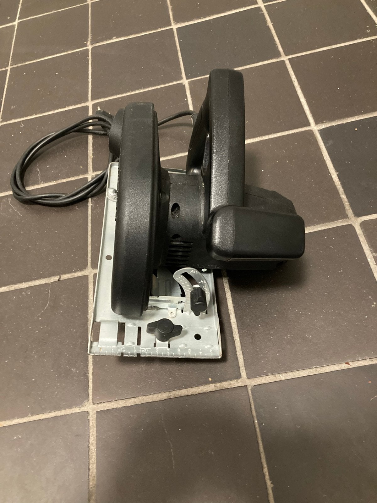 Skil-Saw Cirkelzaag - Krachtig en Betrouwbaar, Gebruikt, Cirkelzaag, 600 tot 1200 watt, Ophalen of Verzenden