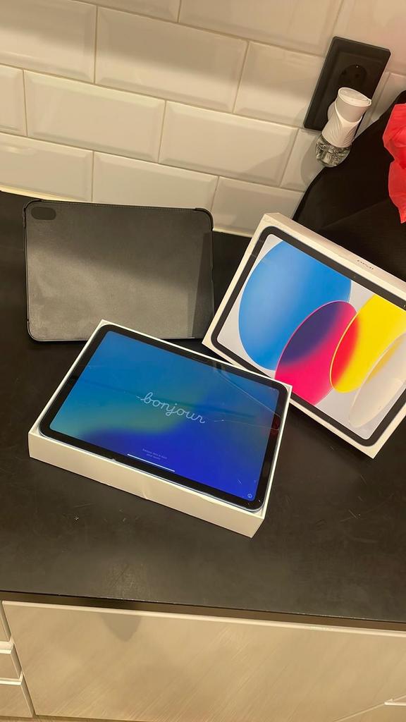 Ipad 10e generatie 2022 blauw, Ophalen, 11 inch, Zo goed als nieuw, 64 GB
