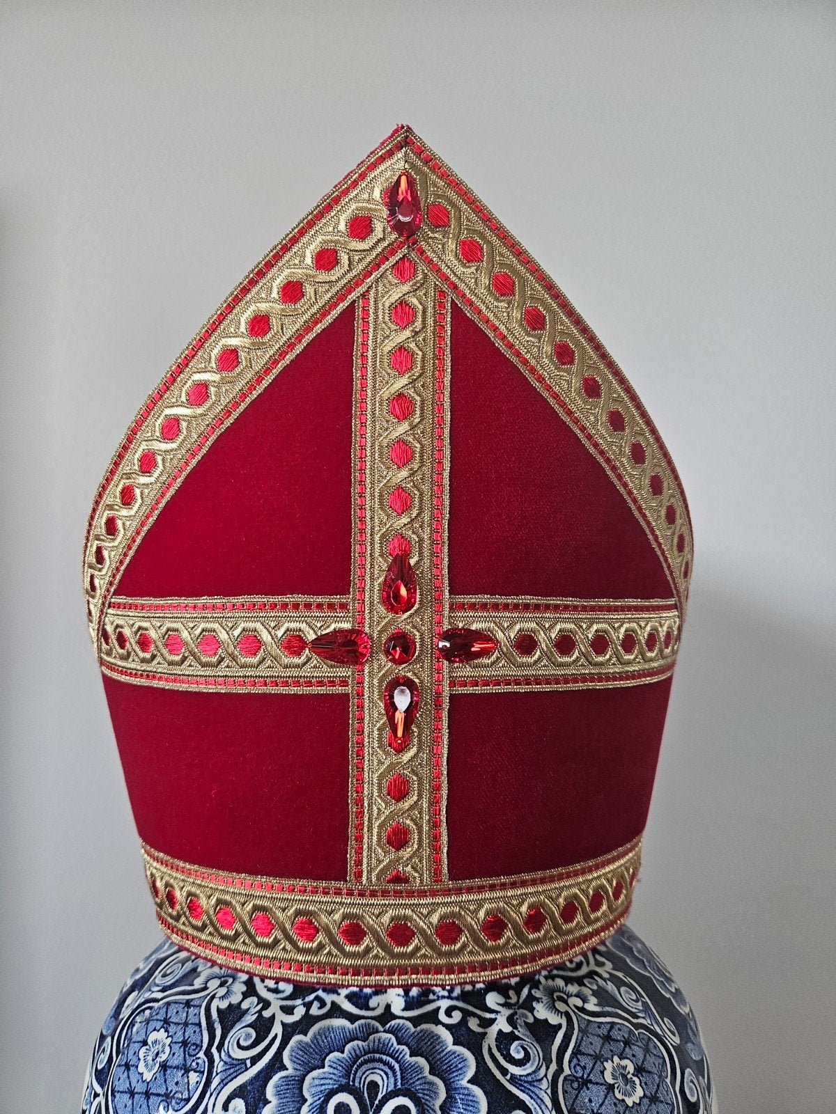 Sinterklaas Mijter met Bramband, Ophalen of Verzenden, Zo goed als nieuw