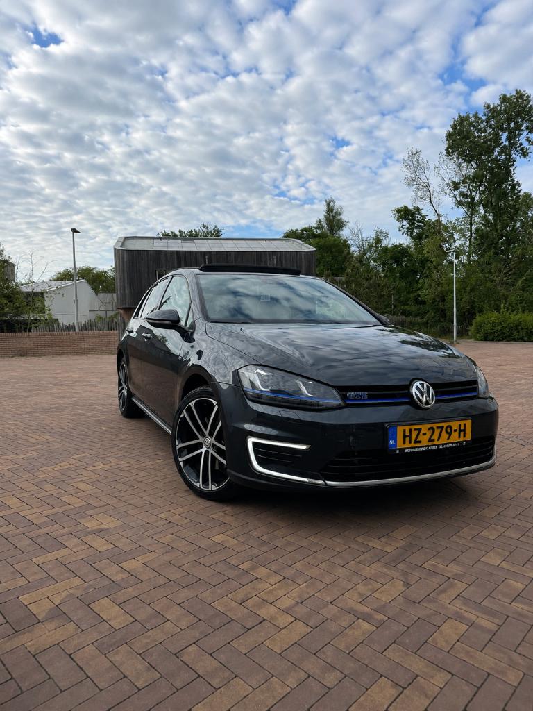 Volkswagen Golf 1.4 TSI Phev 150KW GTE 5D 2015 Zwart, Auto's, Particulier, Te koop