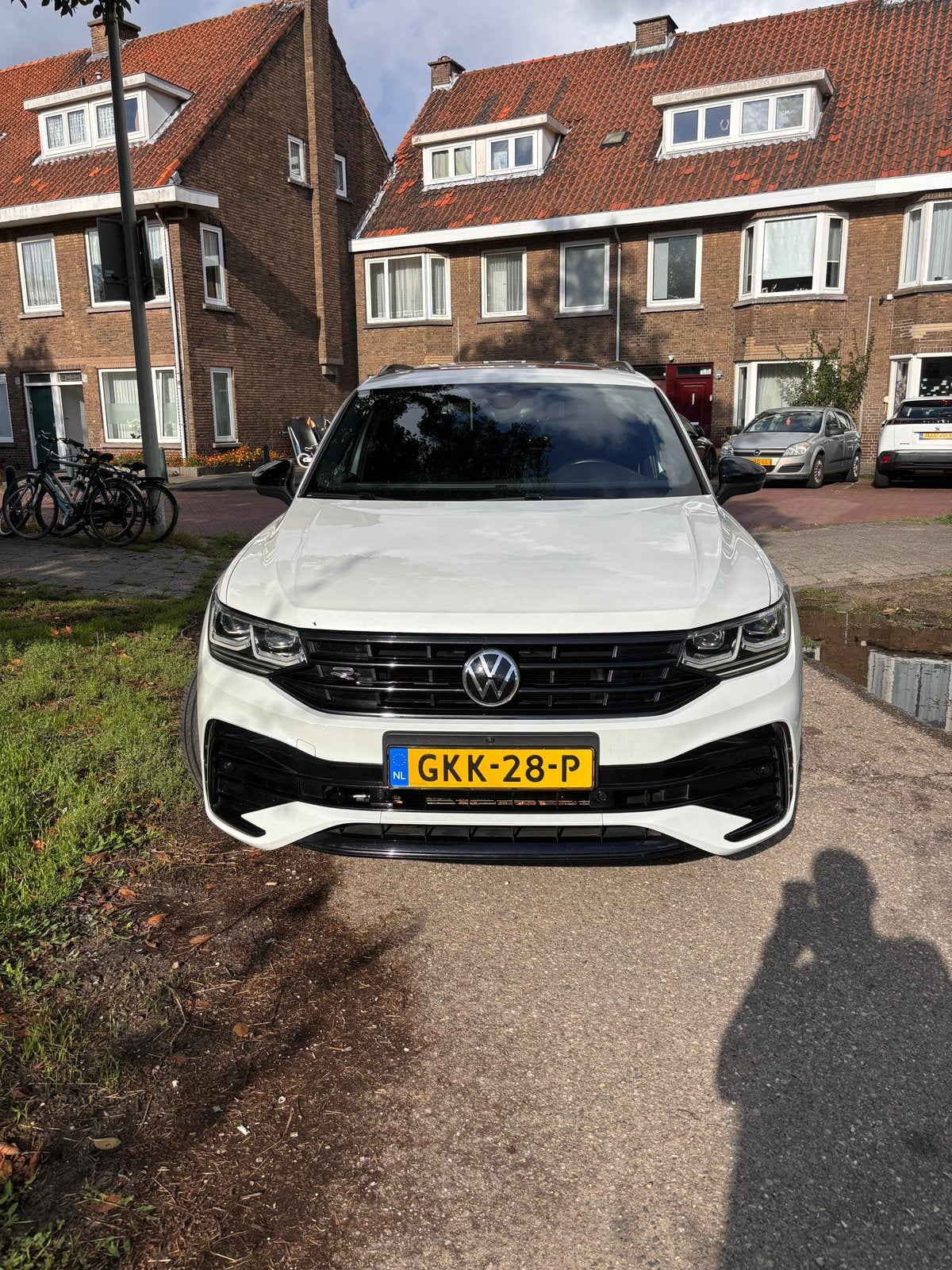 Volkswagen Tiguan 1.4 TSI Ehybrid 245pk DSG 2021 Wit 3xRline, 1800 kg, Zwart, 4 cilinders, Parkeerassistent
