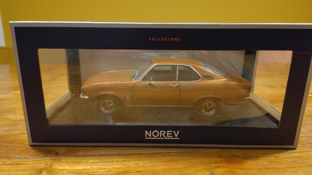Opel Manta A Coupe - 1972 - 1:18  - Norev, Hobby en Vrije tijd, Modelauto's | 1:18, Ophalen of Verzenden, Nieuw, Auto, Norev