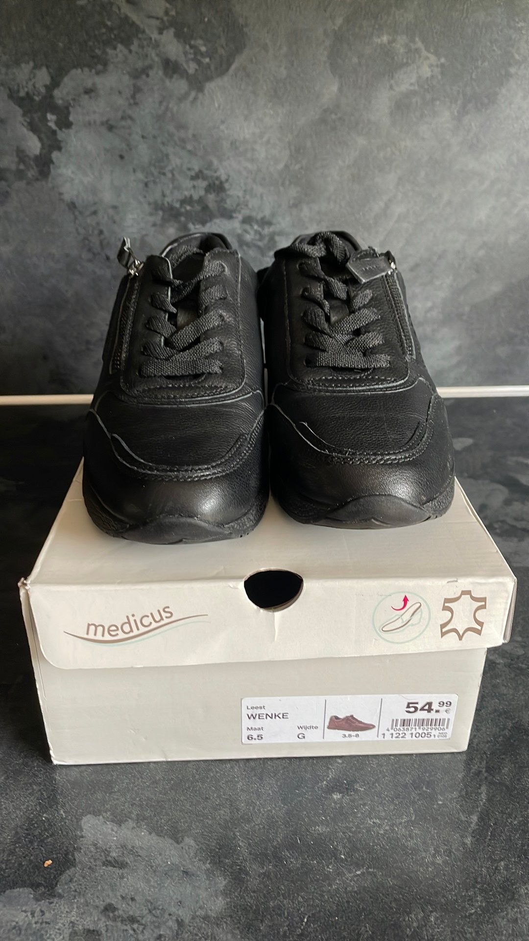Sneakers van Medicus, Ophalen of Verzenden, Zo goed als nieuw, Zwart, Sneakers of Gympen