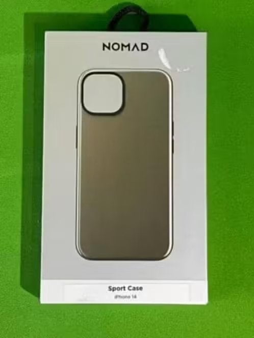 ZGAN! Nomad sport case iPhone 14 groen/grijs €4,99, Ophalen of Verzenden, Zo goed als nieuw, Frontje of Cover