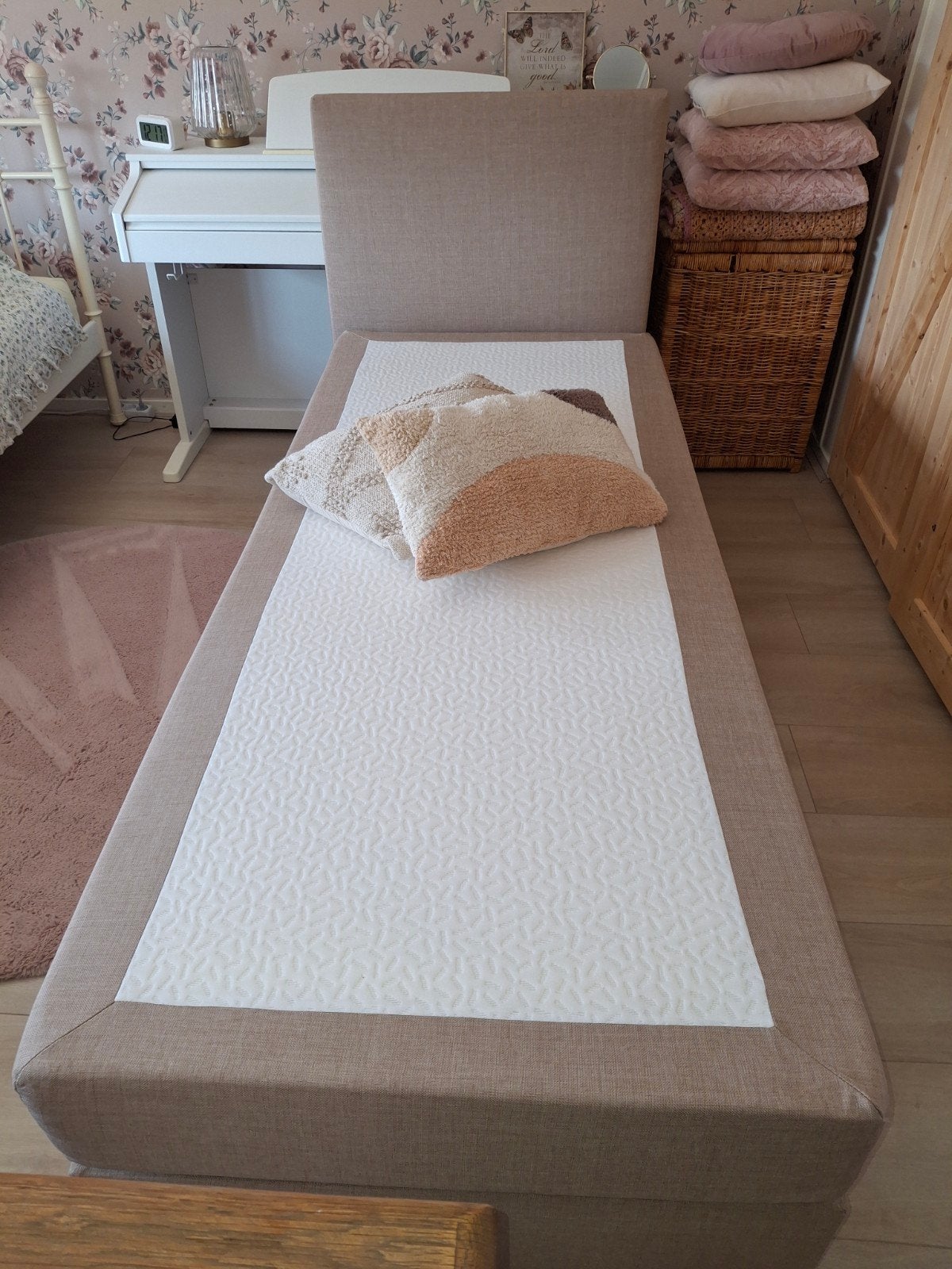 Boxspring nieuw!!, Ophalen, Nieuw, Eenpersoons