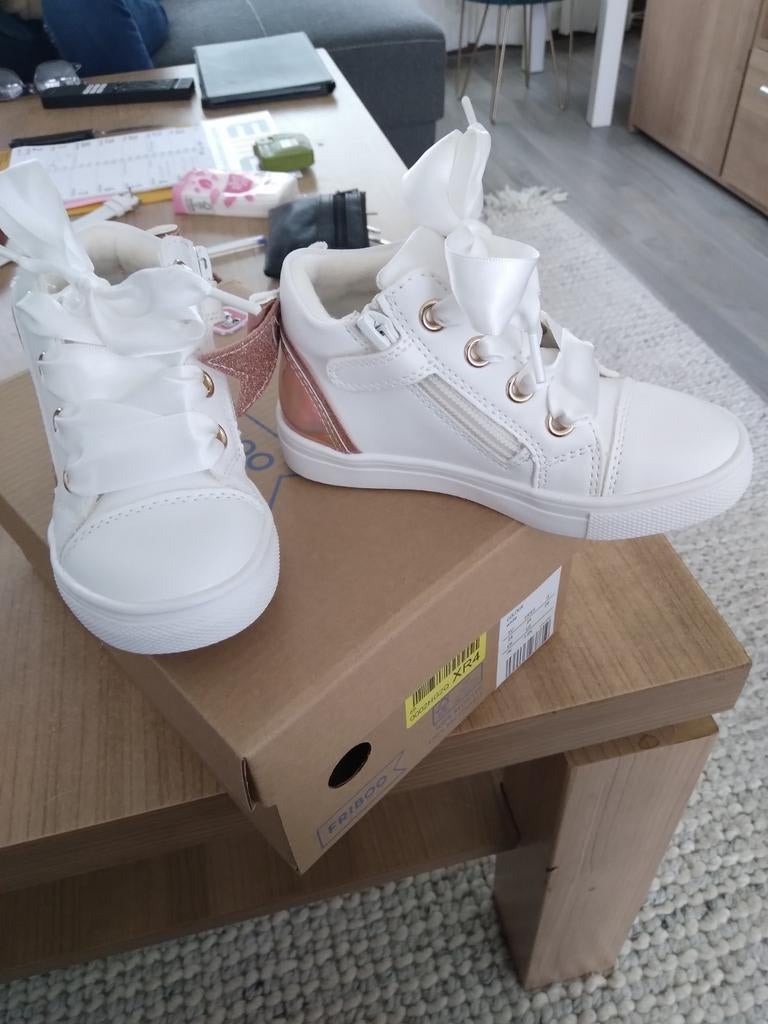 Friboo Meisjes Sneakers Wit met Roze Details, Meisje, Nieuw, Ophalen of Verzenden, Schoenen