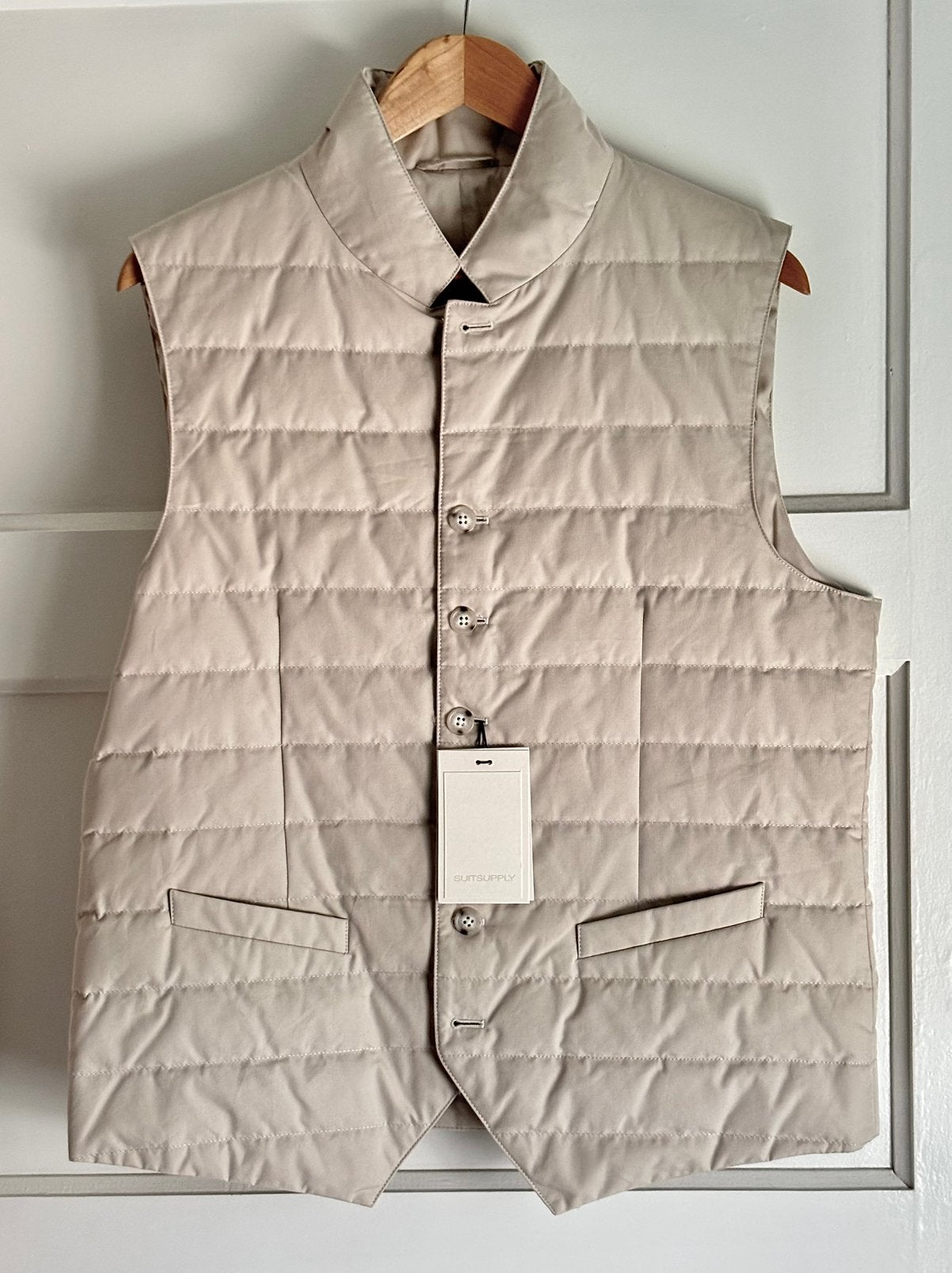 Erg fraai Suitsupply sand down vest, Ophalen of Verzenden, Nieuw, Maat 52/54 (L), Beige