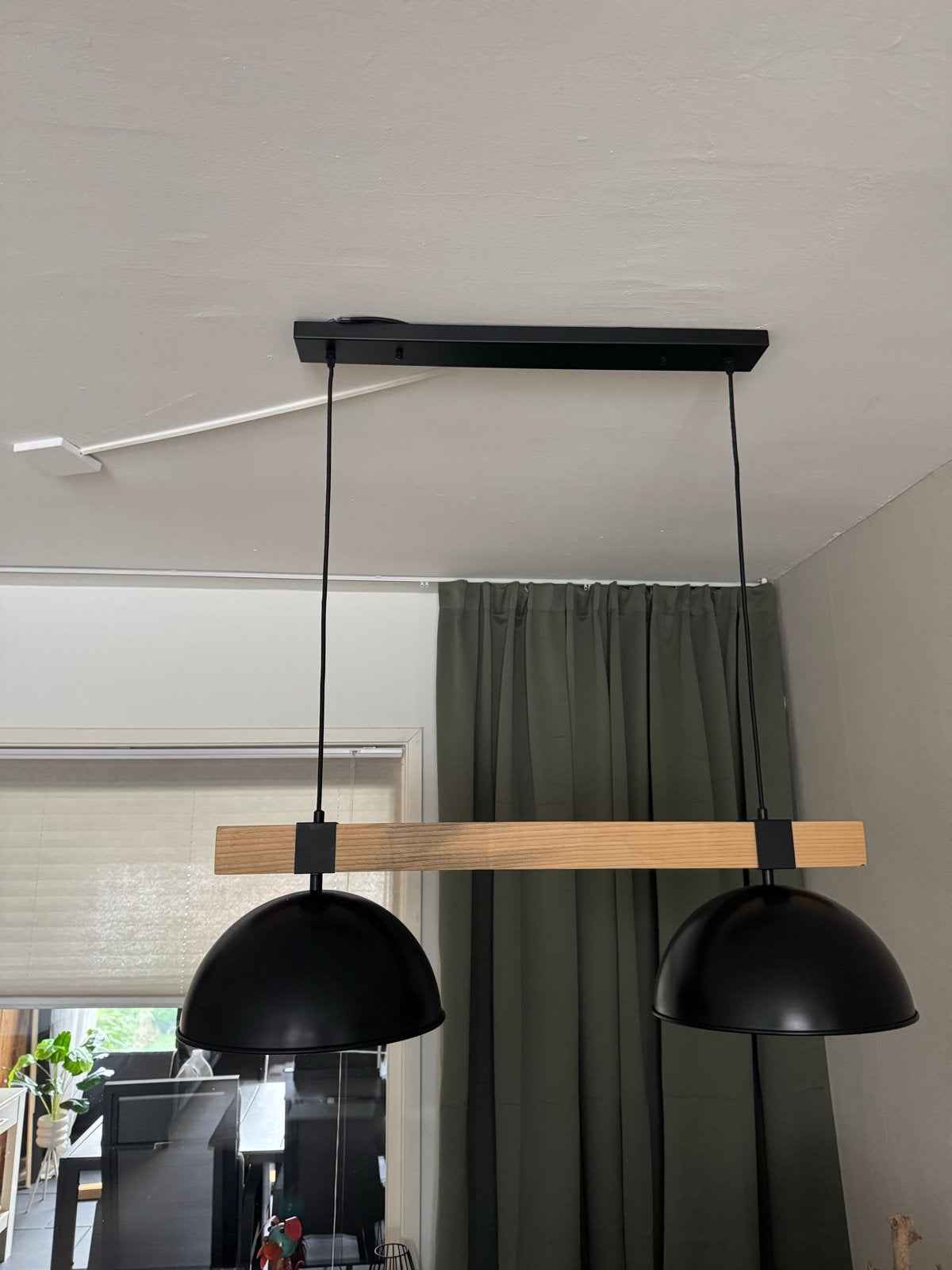 Moderne eettafel lamp met houten accent, Ophalen, Zo goed als nieuw, Metaal, E27 (groot)