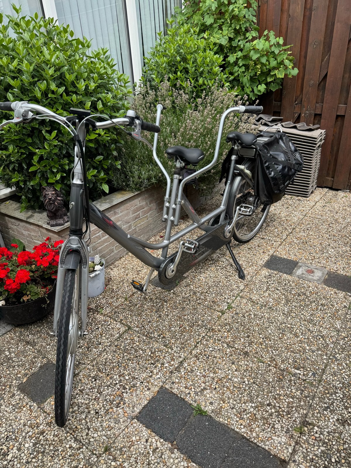 Elektrische Sparta tandem - Comfortabel samen fietsen, Fietsen en Brommers, Fietsen | Tandems, Ophalen, Gebruikt