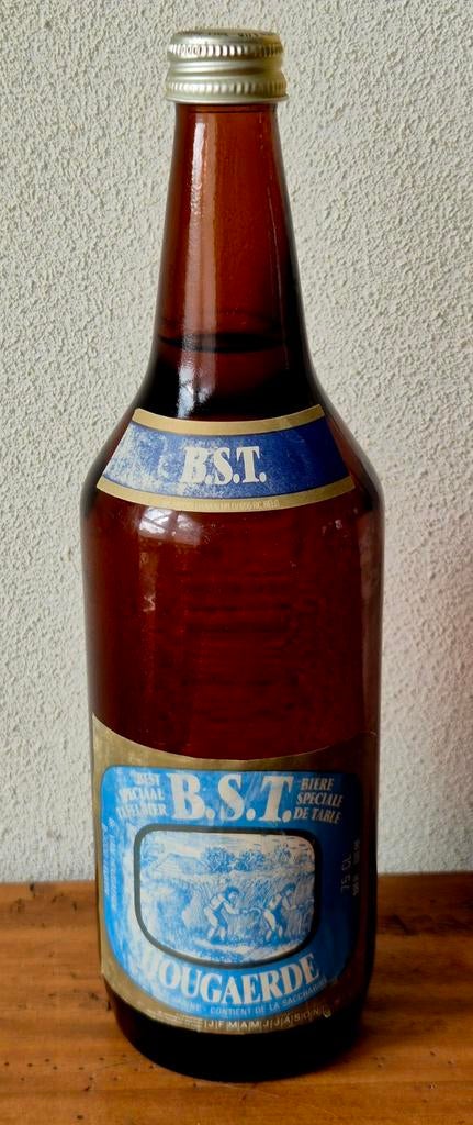 1986 oude volle 0,75 ltr fles HOUGAERDE BST bier LEUVEN, Verzamelen, Ophalen of Verzenden, Flesje(s), Overige merken