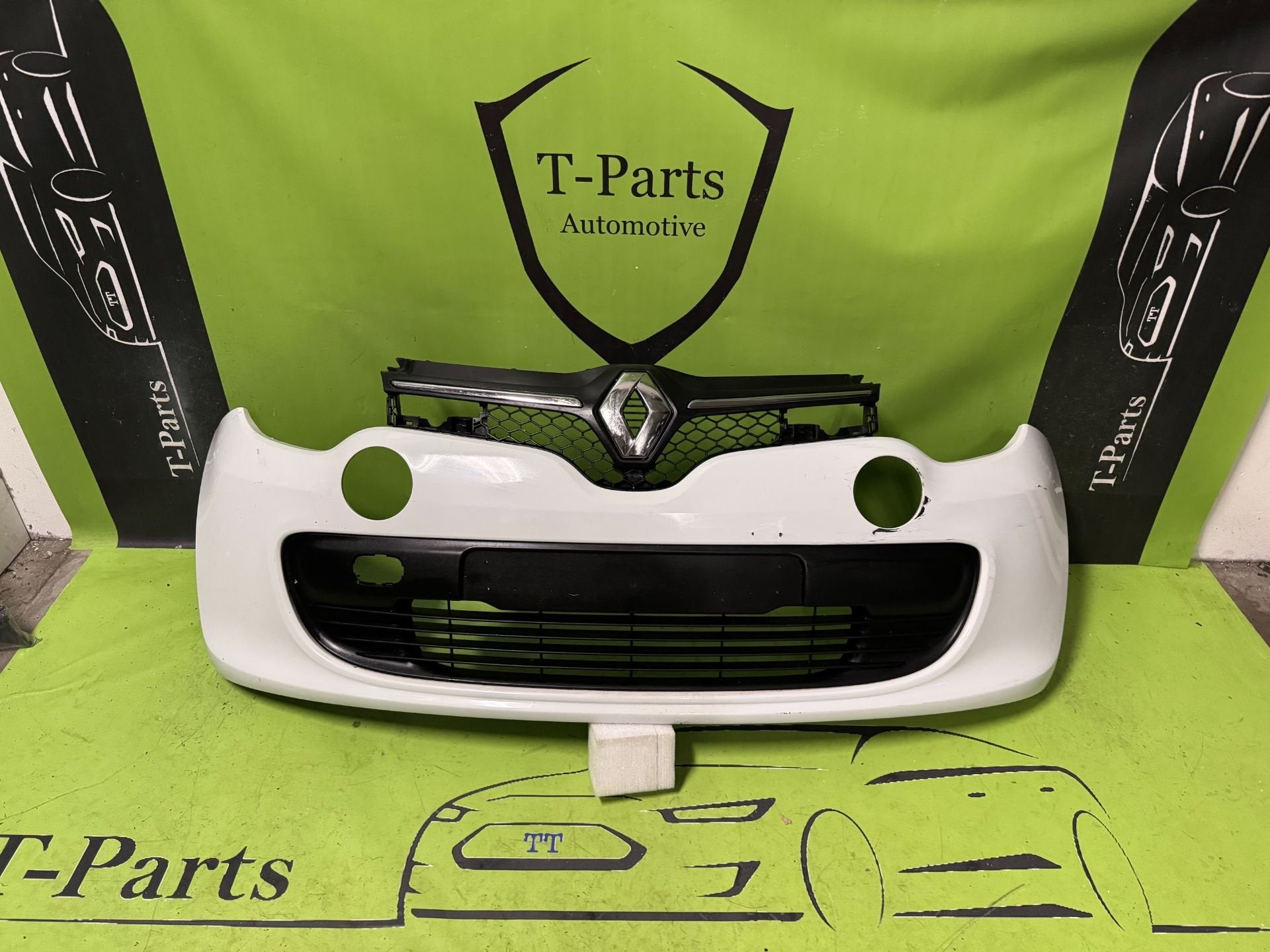 renault twingo voorbumper bumper grille, Renault Group, Contact.group@renault.com, Renault, Nieuw