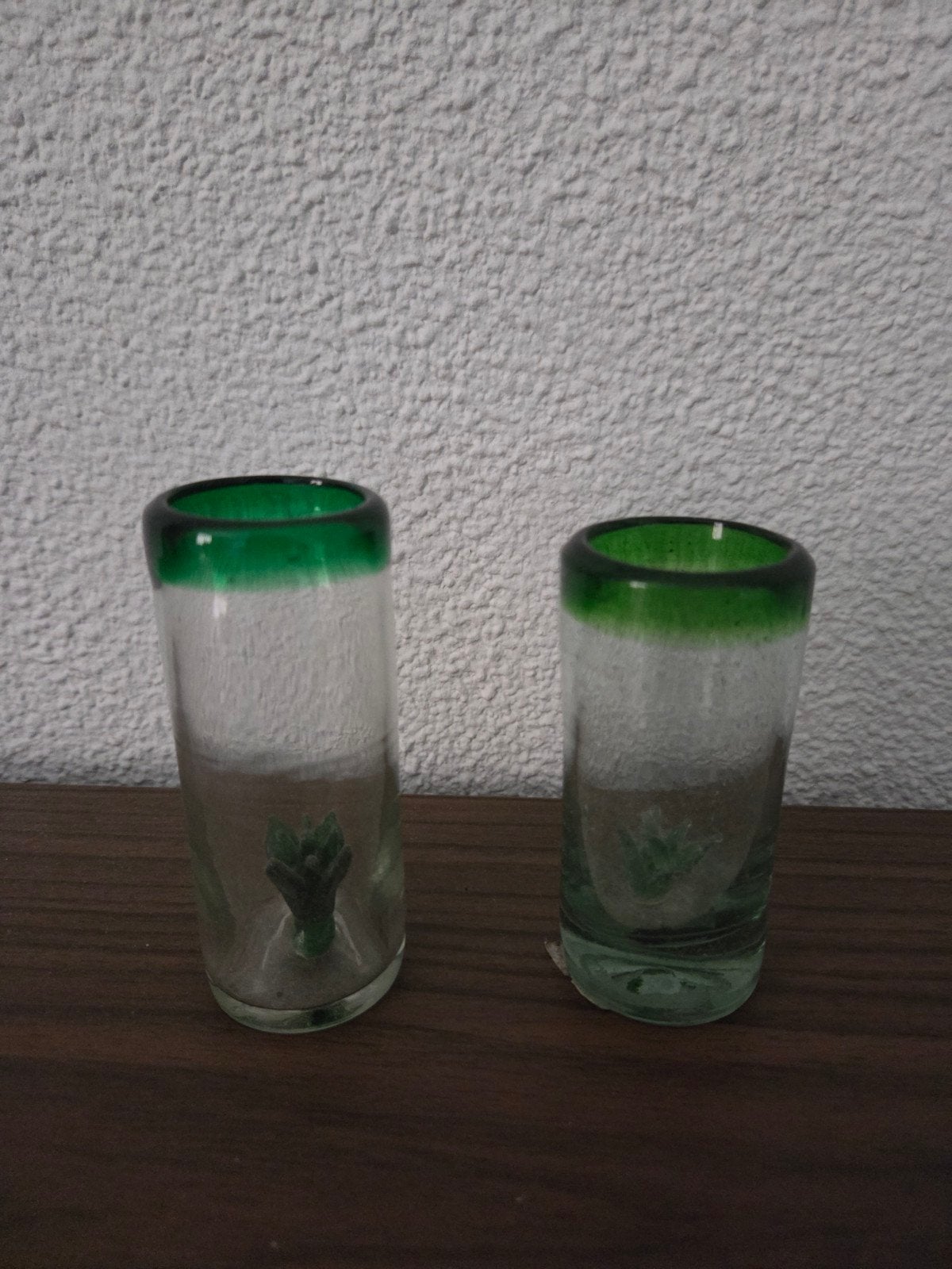 Handgeblazen tequila shot glaasjes hecho en mexico agave, Verzamelen, Glas en Borrelglaasjes, Ophalen of Verzenden, Gebruikt, Borrel- of Shotglas