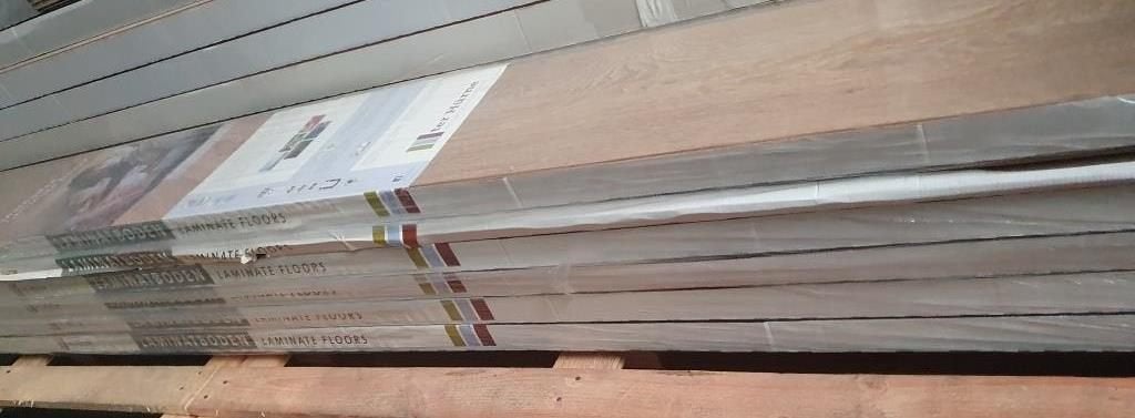 12 m2 laminaat. Laminatboden Eiche Weizenbraun. Dikte: 10 mm, Ophalen, Info@terhuerne.com, Ter Hürne GmbH & Co. KG, Nieuw