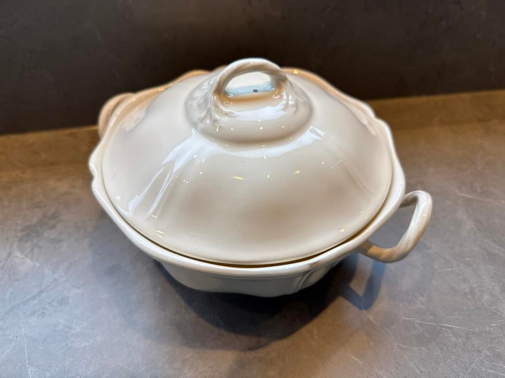 Wedgwood Queen's Plain Schaal met Deksel 21 cm, Antiek en Kunst, Ophalen