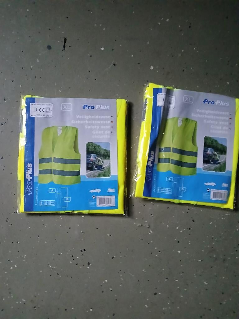 T.k.a. 2 stuks gele fluoriserende veiligheidshesjes PRO PLUS, Ophalen, Nieuw