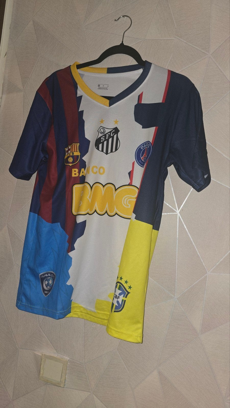 Neymar Jr. voetbalshirt - Uniek design - Maat M, Nike, Ophalen of Verzenden, Zo goed als nieuw, Meerkleurig