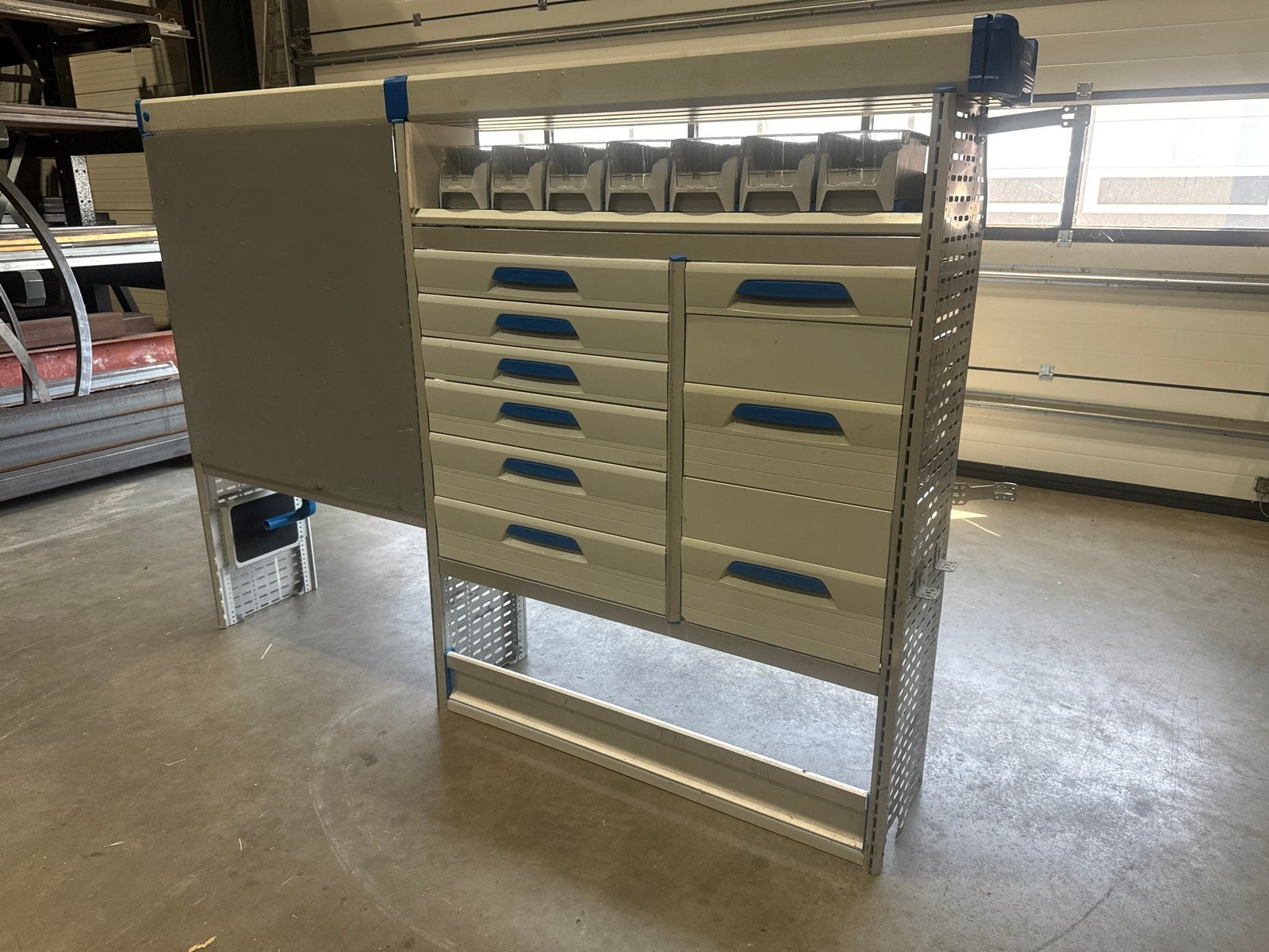 Sortimo Bedrijfswageninrichting Mercedes Sprinter Hoogte 2, Ophalen