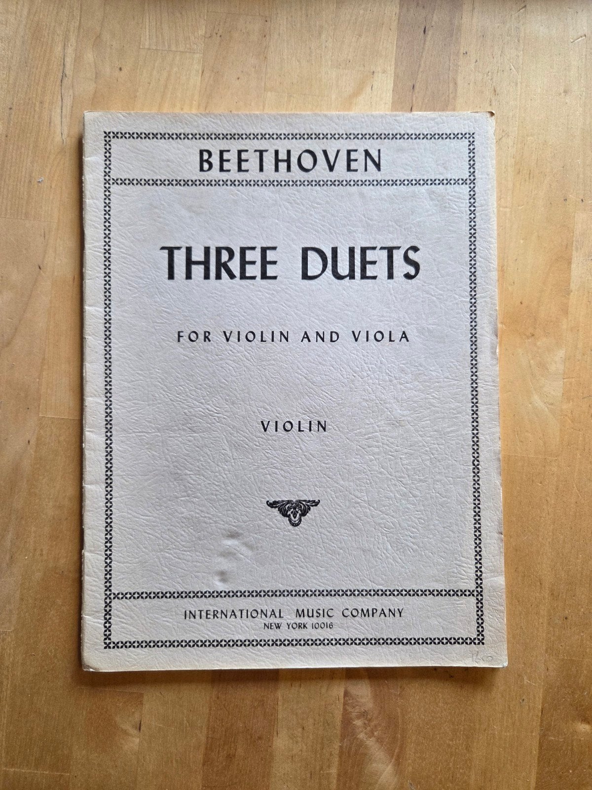 Beethoven - Three Duets voor Viool en Altviool, Gebruikt, Klassiek, Ophalen of Verzenden, Viool of Altviool