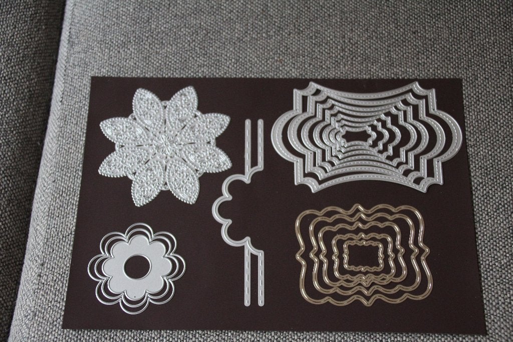 Mallen van oa Marianne Design. Voor snij- en embossing., Ophalen of Verzenden, Zo goed als nieuw, Natuur, Pons of Mal