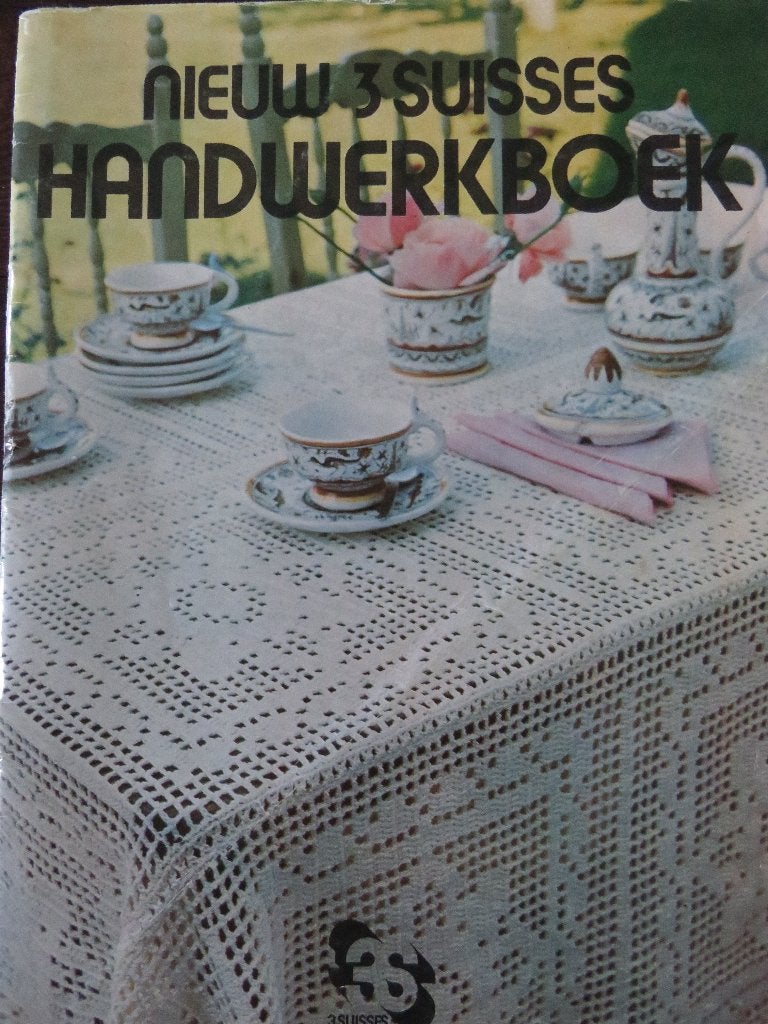Nieuw 3 Suisses Handwerkboek        Haken, Breien en Haken, Ophalen of Verzenden, Zo goed als nieuw, 3 Suisses