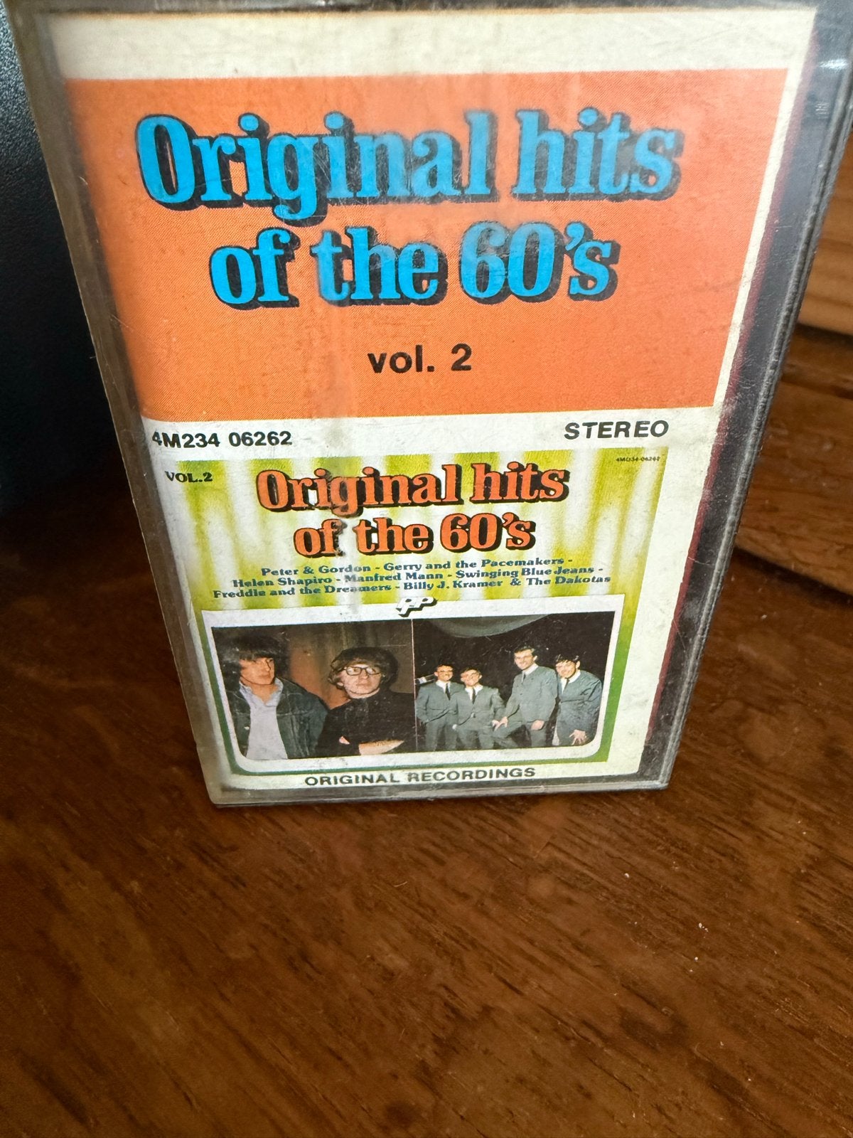 Original Hits of the 60's Vol. 2 Cassettebandje, 1 bandje, Ophalen of Verzenden, Zo goed als nieuw, Origineel