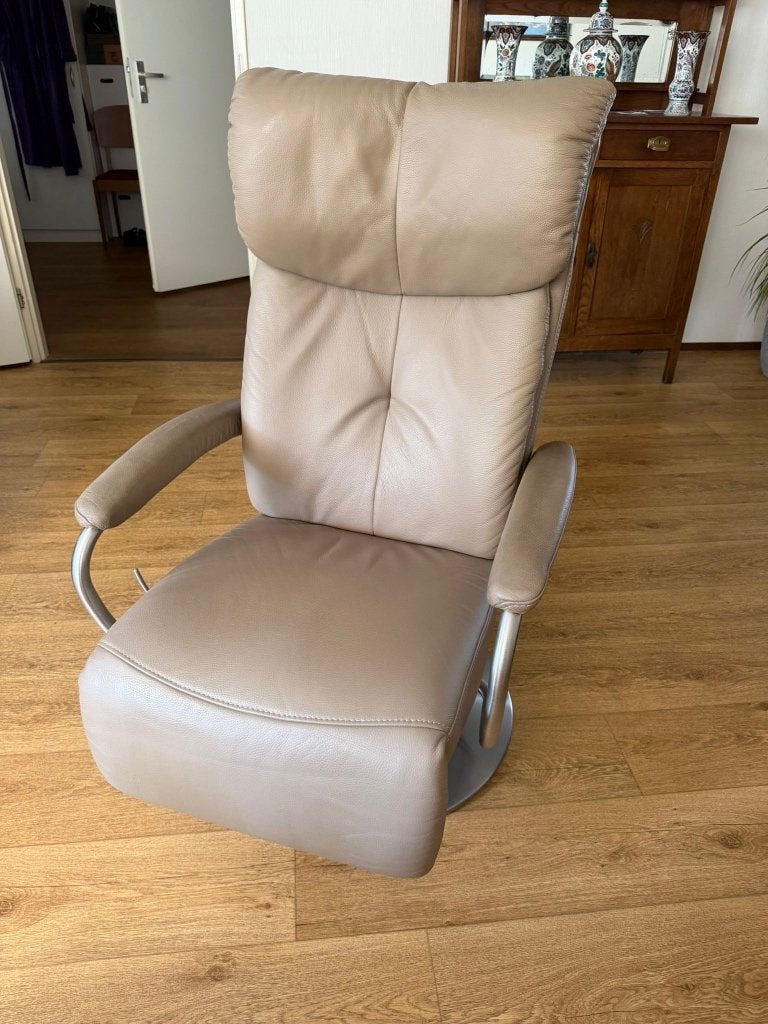 Fauteuil, Ophalen, Gebruikt, 50 tot 75 cm, Leer