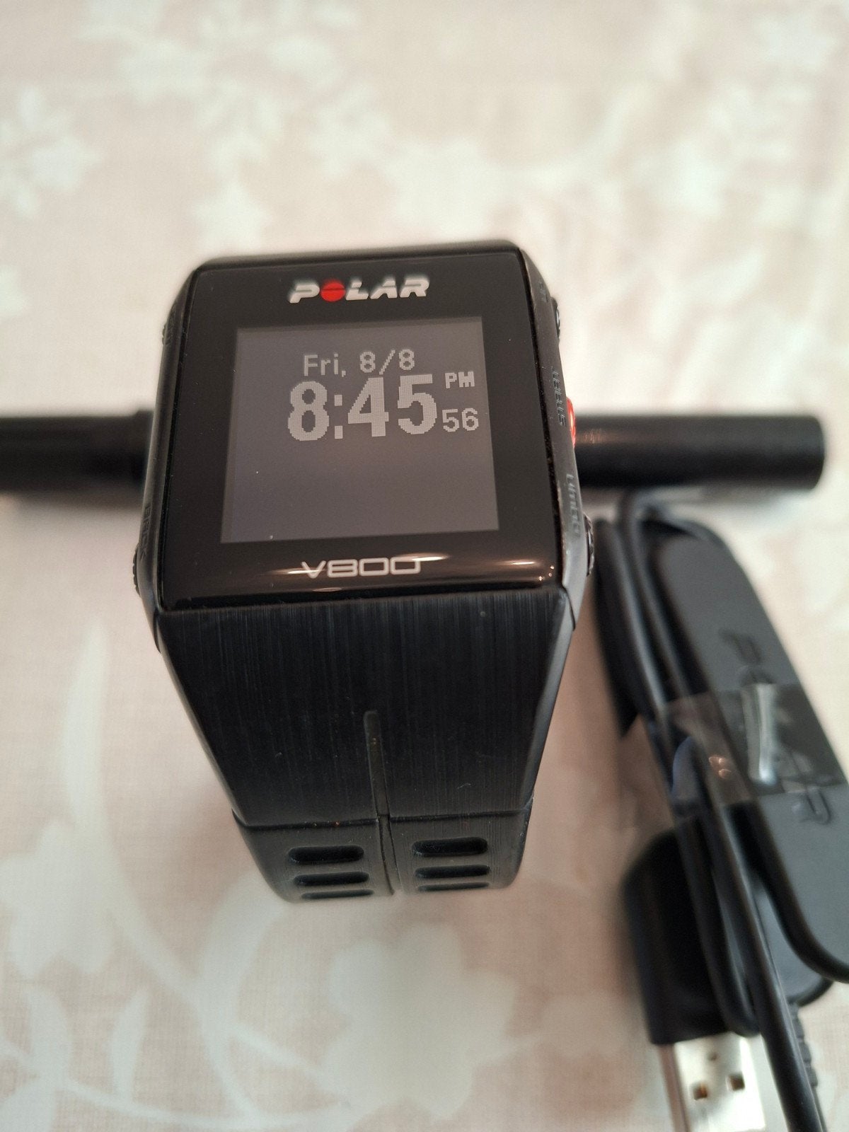 Polar V800 sporthorloge - Zo goed als nieuw met oplaadkabel, Ophalen of Verzenden