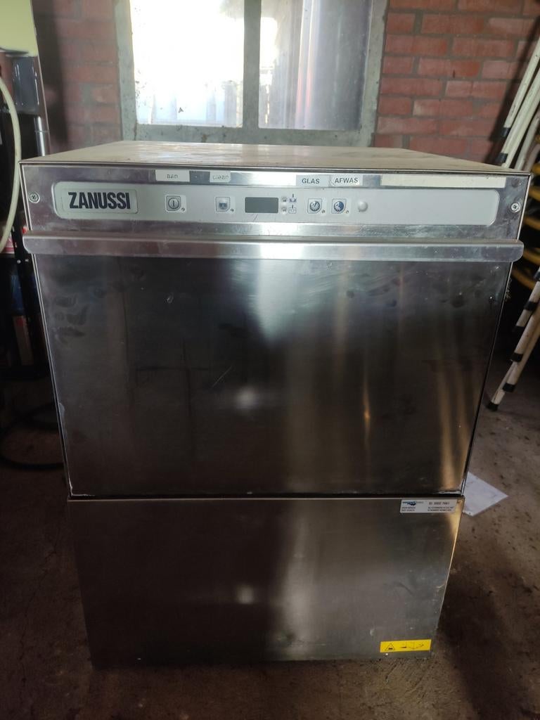 Zanussi Horeca Vaatwasser - Professionele Vaatwasmachine, Witgoed en Apparatuur, Vaatwasmachines, Gebruikt, Vrijstaand, 85 tot 90 cm