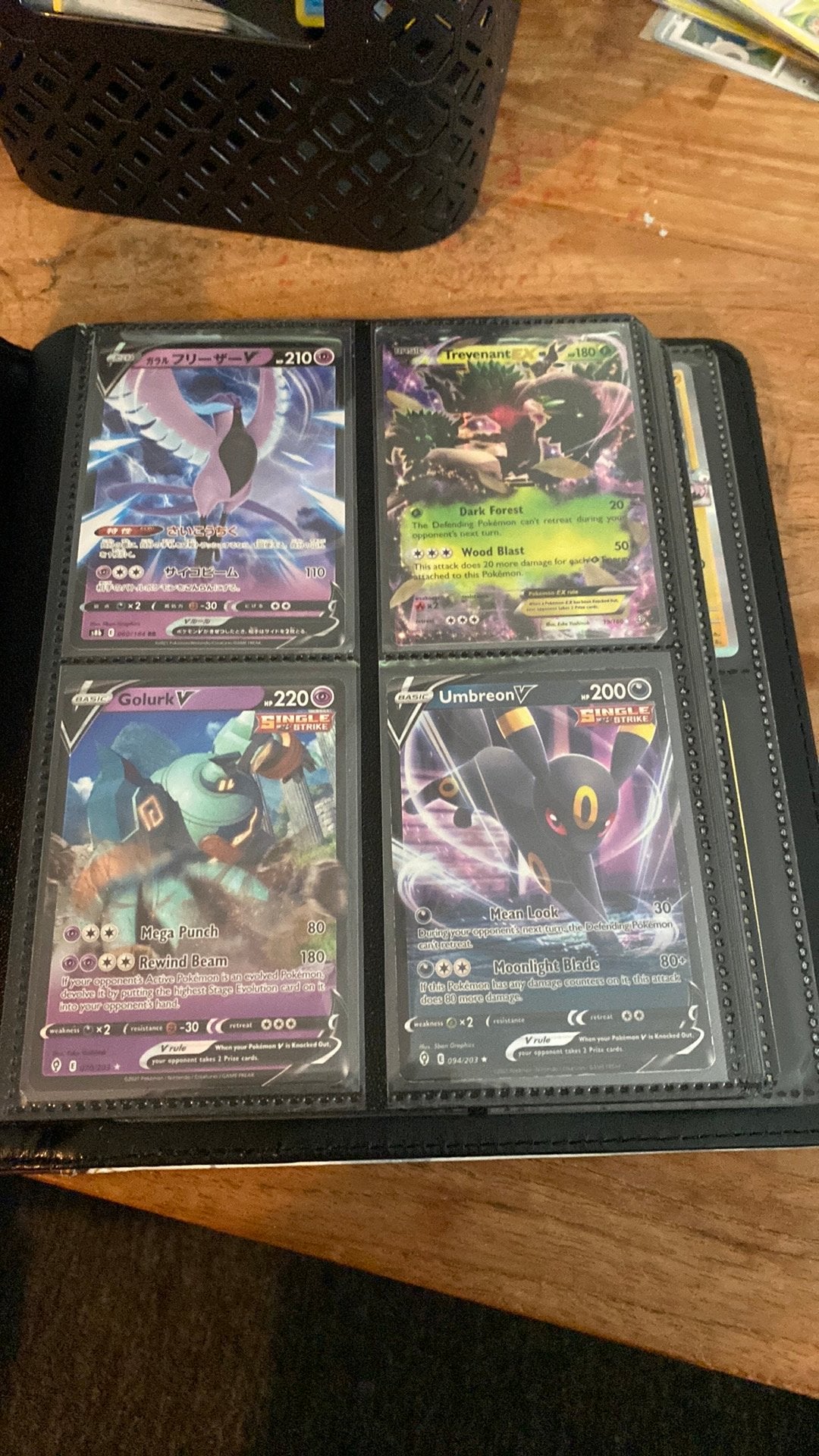 Pokemon kaarten verzameling met boek, Ophalen of Verzenden, Zo goed als nieuw