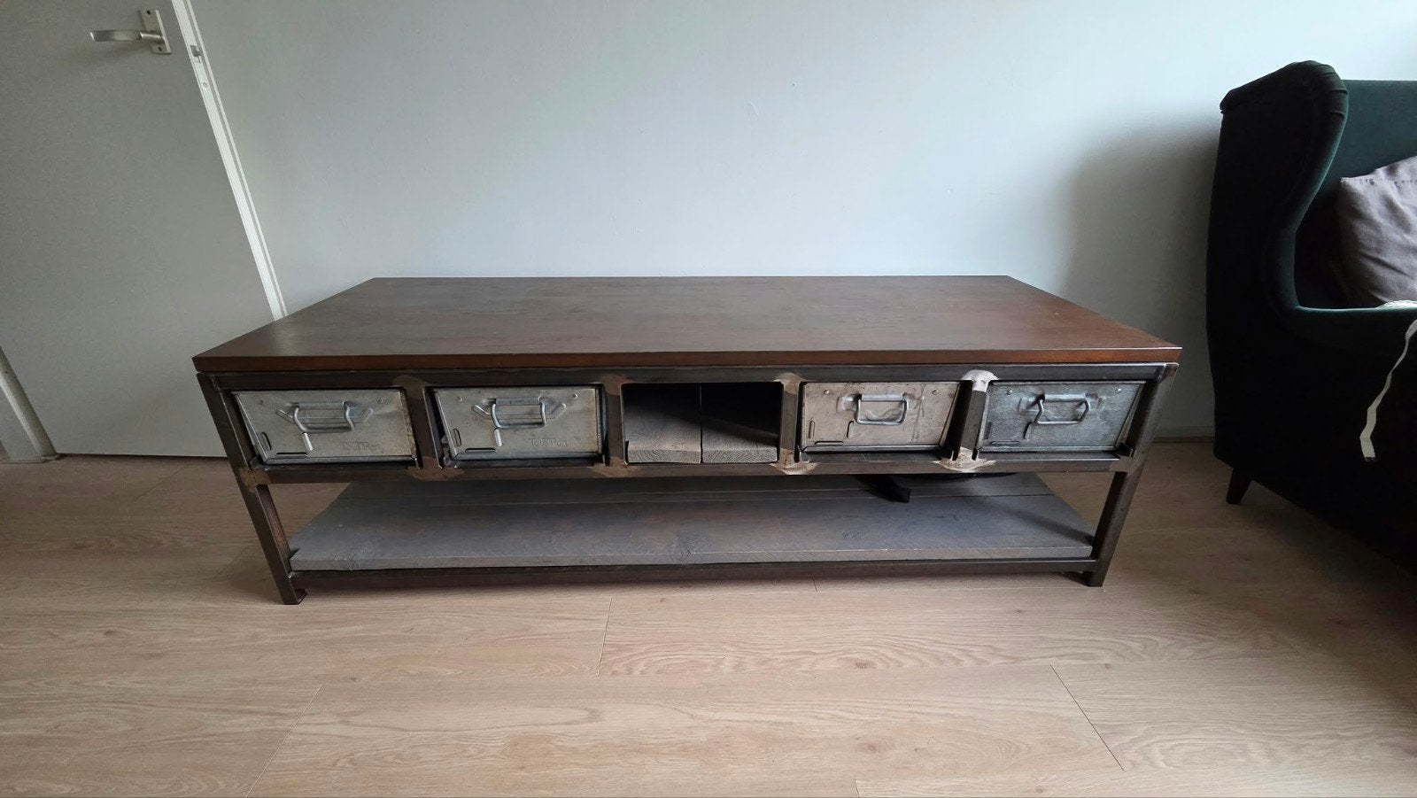 Stevig TV meubel met lades, eiken blad, gelast staal, Ophalen, Gebruikt, 150 tot 200 cm, Eikenhout