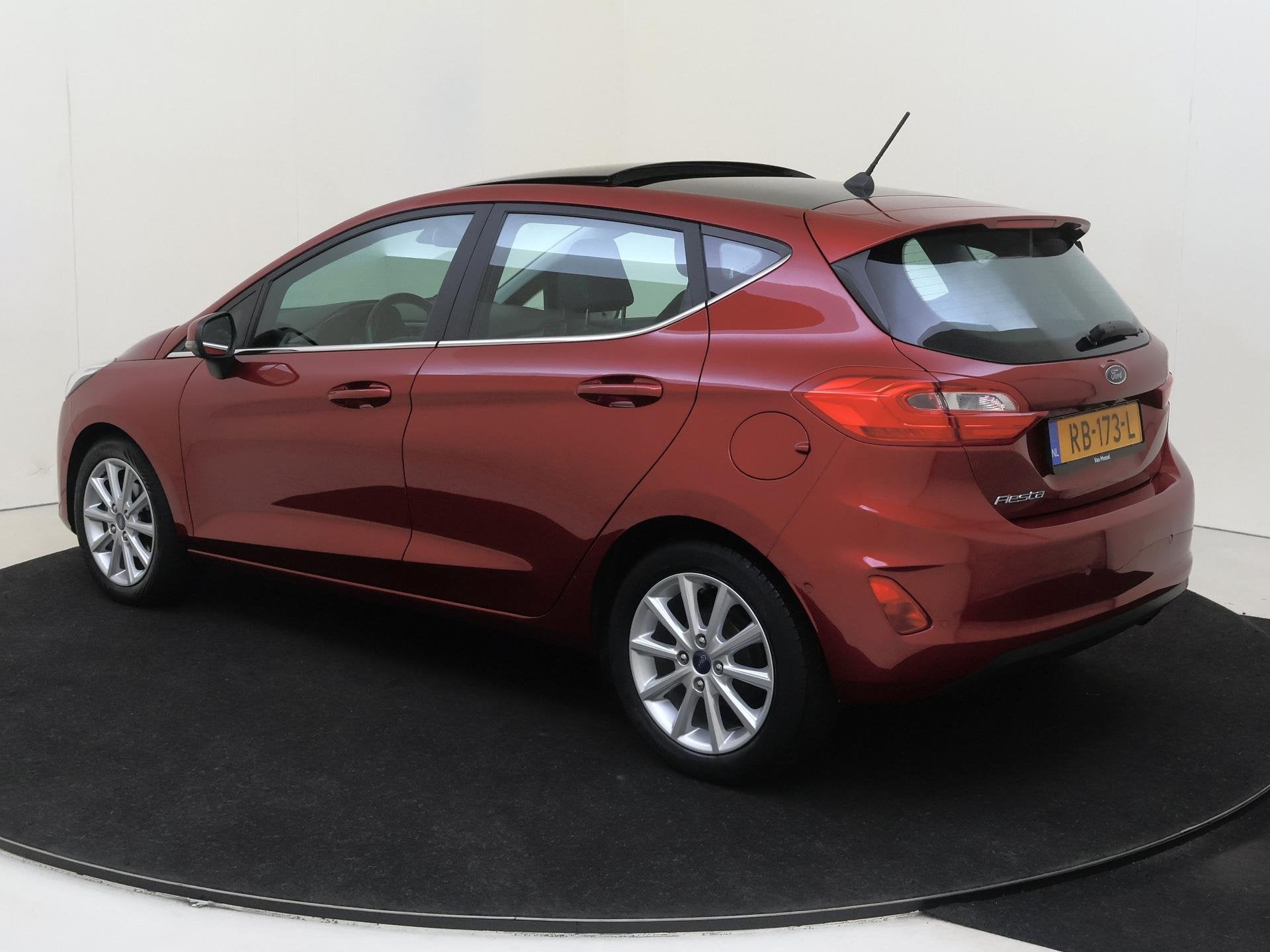 Ford Fiesta 1.0 EcoBoost Titanium | airco automatisch | Appl, Auto's, Euro 6, Origineel Nederlands, Bedrijf, 19 km/l