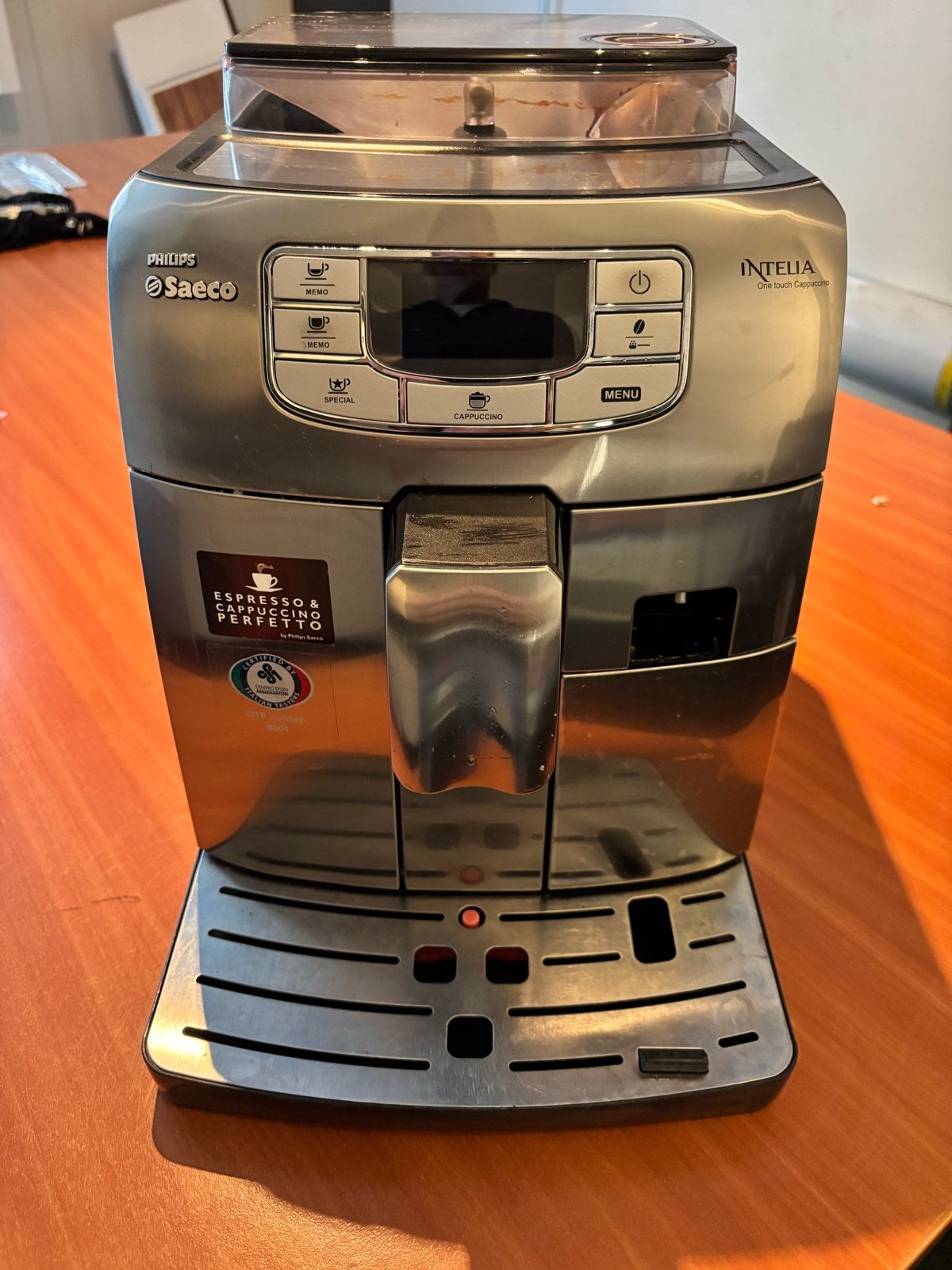 Philips Saeco Intelia Evo HD8753/83 Espresso Apparaat, Gebruikt, Espresso apparaat, Koffiebonen, 4 tot 10 kopjes