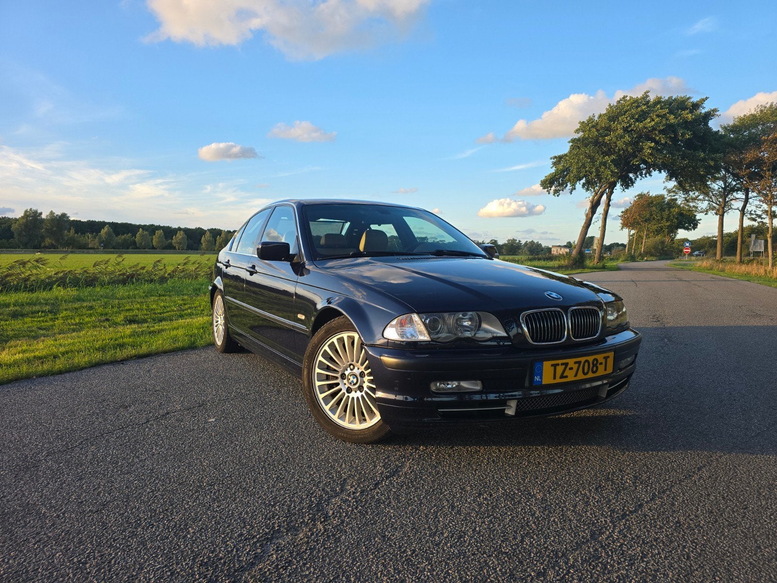 BMW 330i sedan e46 orientblau metallic 2001, Automaat, Achterwielaandrijving, 1440 kg, Blauw