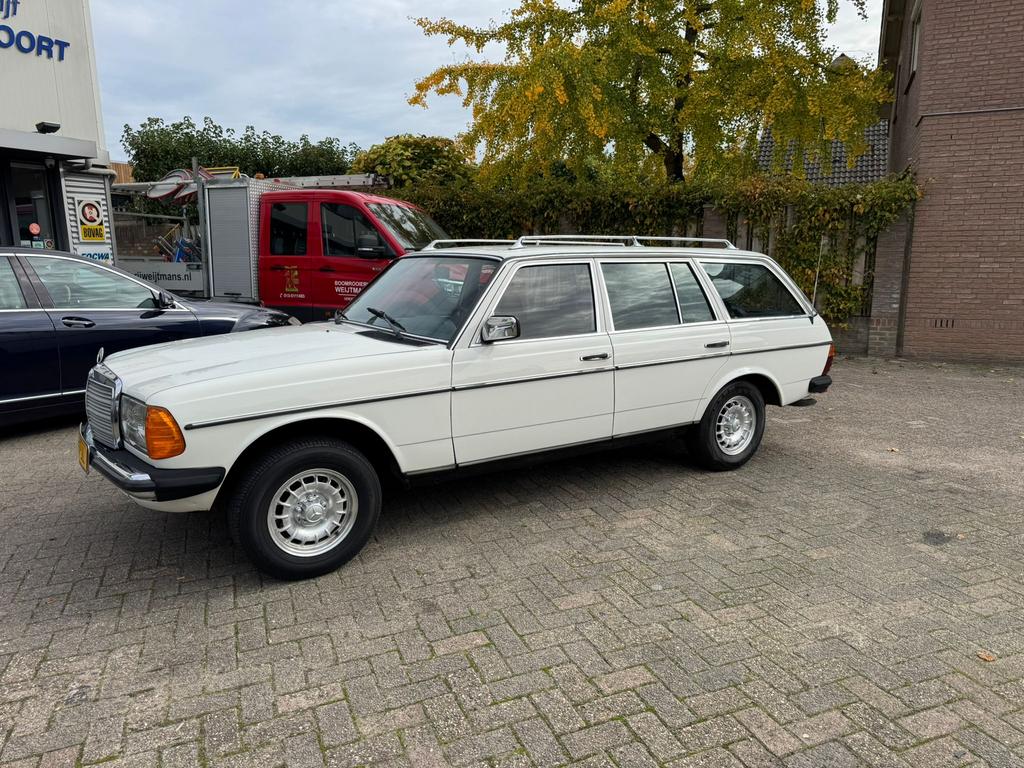 Gezocht: complete 5-bak w123 benzine (230TE), Ophalen, Mercedes-Benz