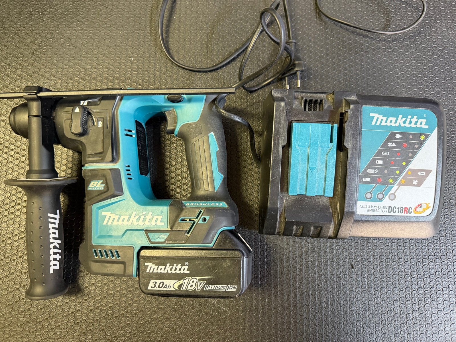 Makita DHR171 Boorhamer 18V met accu en lader, Doe-het-zelf en Verbouw, Gereedschap | Boormachines, Boor- en/of Breekhamer, Ophalen of Verzenden