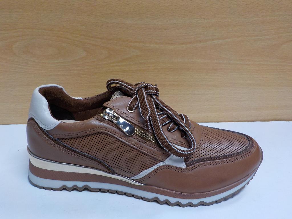 Marco Tozzi bruine sneakers maat 39, Bruin, Info@wortmann.com, Nieuw, Ophalen of Verzenden